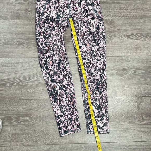 NWT FLX Ascent 7/8 Legging High Rise Lilac Mosaic Print XS - Picture 13 of 15